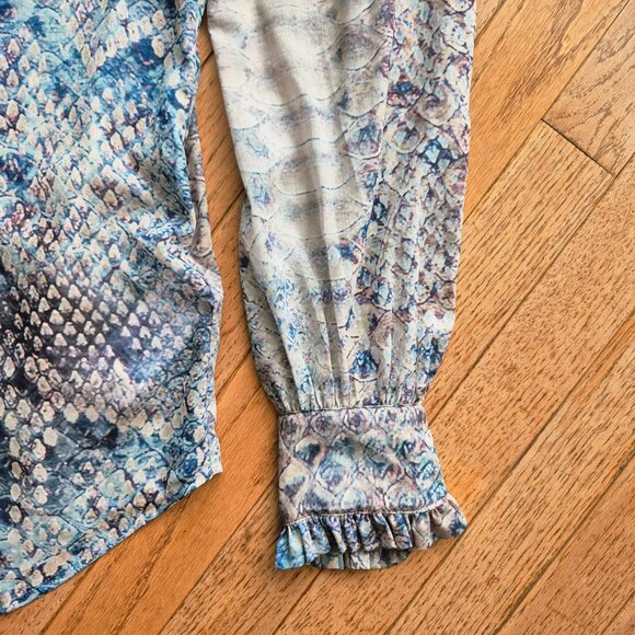 7 For All Mankind Ruffle Cuff Blouse in Pink Snake Print Cuffed Blouse Small - Picture 5 of 12